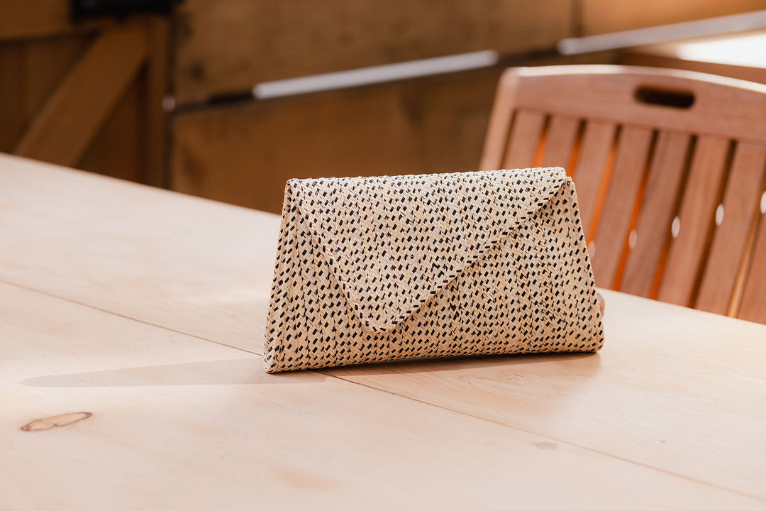 Exploring Colombian Craftsmanship: Small Caña Flecha Bag